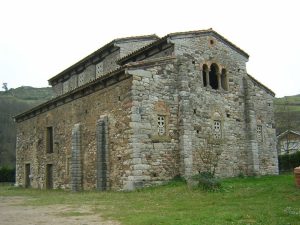 Iglesia pre-románica de S. Pedro Nora